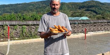 Chef Nicolai Tand își face bucătărie de vară în Rozvalea