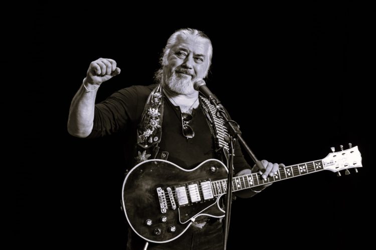 Doliu. Nicu Covaci, fondatorul trupei Phoenix, s-a stins