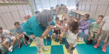 Triaj epidemiologic de după vacanță, în toate unităţile de învăţământ din Baia Mare