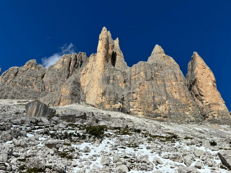 Șase salvatori montani ai SPJ Salvamont Maramureș, la un schimb de experiență și o pregătire profesională în Italia