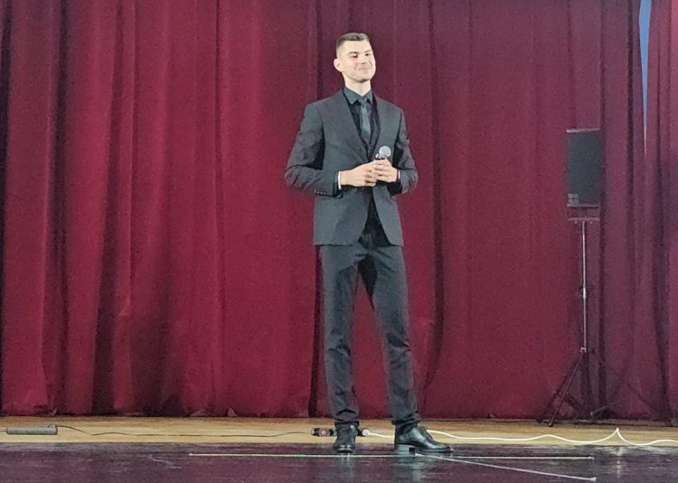 Festivalul Artiștilor Amatori din MAI se desfășoară în Borșa