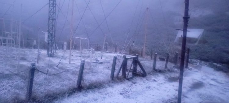 Vremea azi, 30 septembrie. Frig, ploaie, lapoviță și ninsoare la altitudini de peste 1700 m