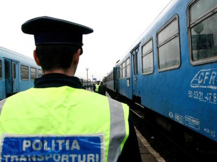 Minor dispărut depistat de polițiștii de transporturi în Gara CFR Baia Mare
