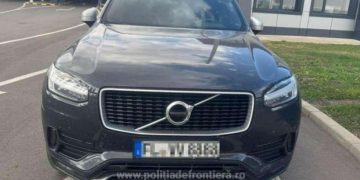Mașină furată din Germania, oprită la frontieră
