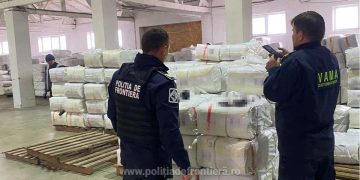 Bunuri susceptibile a fi contrafăcute, de peste 2.000.000 de euro, descoperite de polițiștii de frontieră