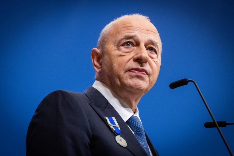 S-a prăbușit șandramaua mincinoșilor! NATO confirmă că Mircea Geoană e curat!