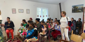 Luna de conștientizare cu privire la cancerul de sân