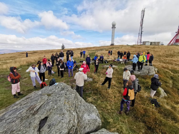 Muzeul Județean de Mineralogie organizează drumeție la situl natural Igniș