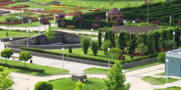 Noi nu contăm, suntem la cheremul unor politicieni nevertebrați și orfani de judecată!