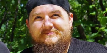 Părintele Gherasim Maris își doarme, de 3 ani, somnul de veci la Schitul romanesc Prodromu din Athos