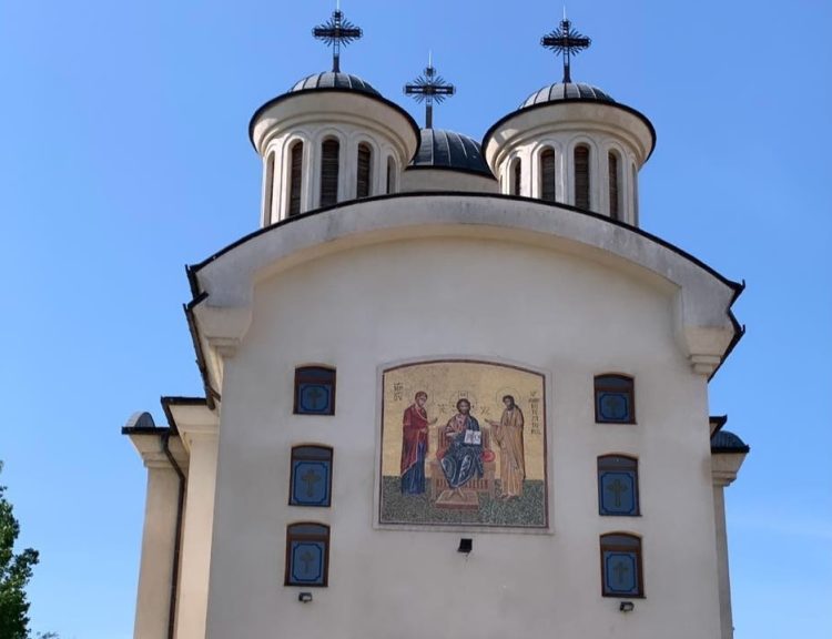 Duminică va fi târnosită biserica Parohiei Ortodoxe „Sfântul Vasile cel Mare” din Baia Mare