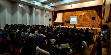 Prevenirea comportamentelor riscante în rândul adolescenților – Consilierii de probațiune și invitați speciali, la Colegiul de Arte Baia Mare
