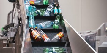 Prin sistemul garanție-returnare au fost recuperate 81% din ambalajele puse pe piaţă în luna septembrie