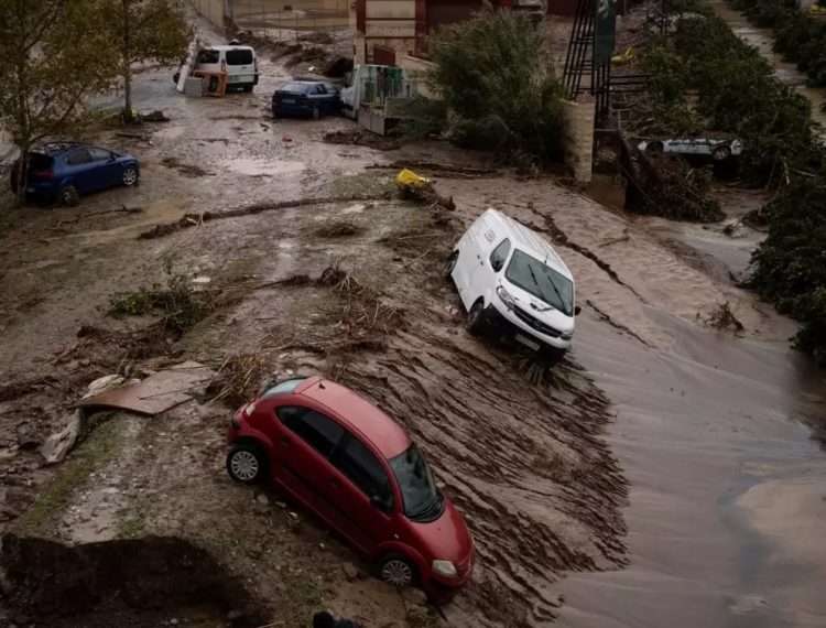 Vești bune. Șase dintre cei 22 de români dați dispăruți în urma inundaţiilor din Spania sunt în siguranță