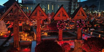 Luminație la Strâmtura. O zi de reculegere și amintire pentru cei plecați dintre noi