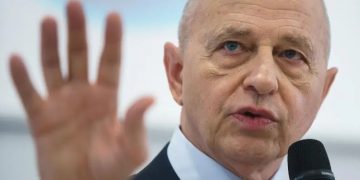 Dacă nu aș conta nu ar cheltui bani și energie ca să mă atace…