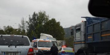 Ziua accidentelor în Maramureș! Trafic blocat pe DN 18 B după un impact între două camioane