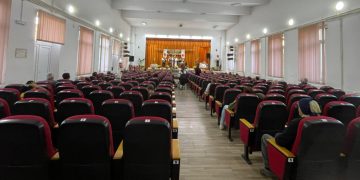 „Horea în Grumaz” – ediție plină de controverse, dar cu sala goală