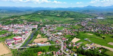 Târgu Lăpuș. Ședințele de consiliu vor fi în fața lăpușenilor. Totul la inițiativa unui consilier local