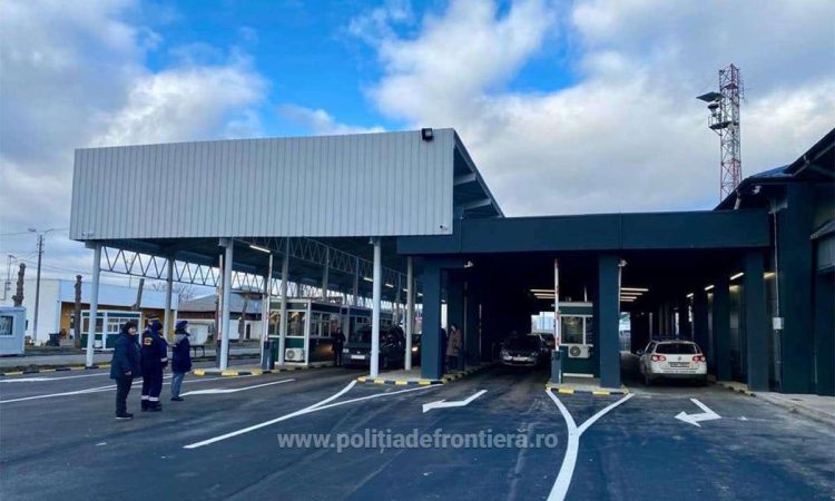 Microbuz căutat de autoritățile italiene, depistat la frontieră