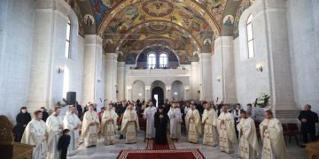 Medalii Omagiale „Justinian Arhiepiscopul”, acordate de Preasfințitul Părinte Timotei Sătmăreanul la Șomcuta Mare