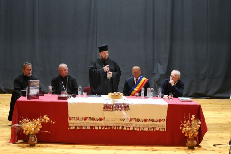A fost lansată monogafia Protopopiatului Vișeu