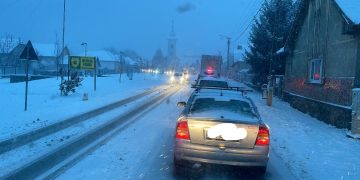 MARAMUREȘUL ESTE BLOCAT! Care sunt drumurile naționale și județene pe care nu se poate circula. FOTO. VIDEO