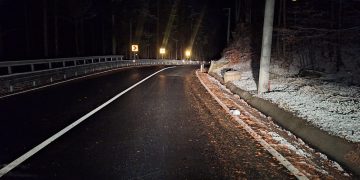 Cum se circulă în județ. Ninge la Vișeu, Borșa și în vârful Pasului Prislop. -9 grade Celsius s-au măsurat la stația meteo Iezer