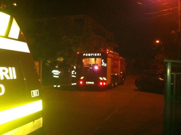 Incendiu la orele dimineții. O persoană a ars de vie în propria casa