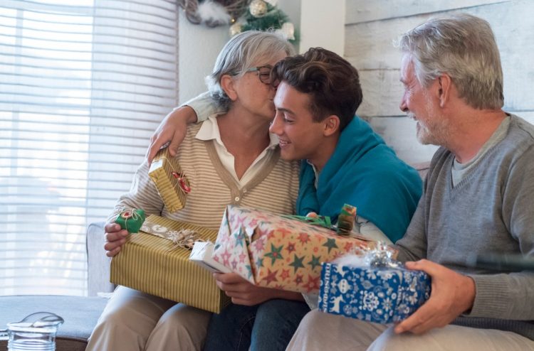 Cauți un cadou pentru părinții tăi? Avem sfaturi grozave pentru tine
