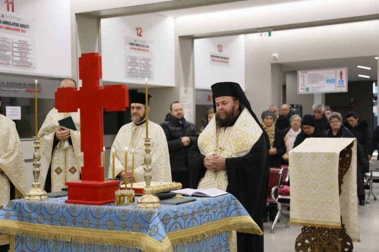 Taina Sfântului Maslu, oficiată la Spitalul Județean de Urgență din Baia Mare