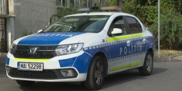 Bătaie între concurente la un bal al bobocilor