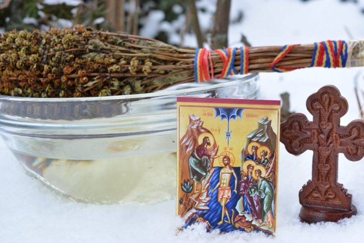 Programul sfințirii caselor la Parohia „Sfinții Arhangheli Mihail și Gavril” Baia Mare