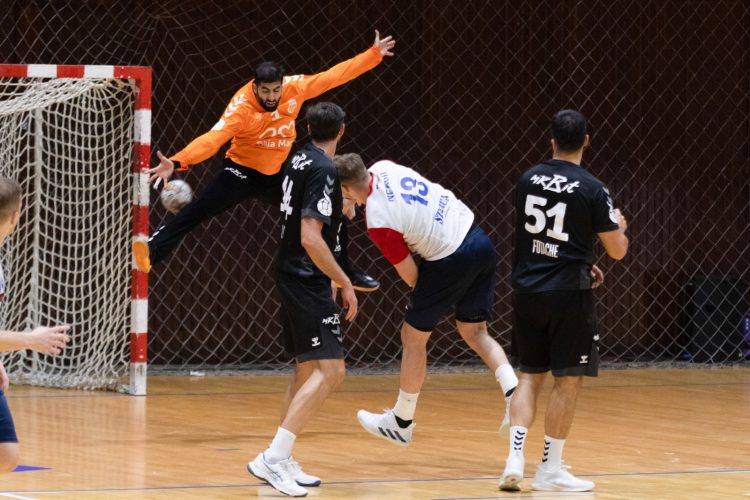 HANDBAL: Minaurul a făcut un meci bun, dar Dinamo a fost prea bună
