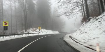 Vezi care este starea drumurilor şi cum se circulă în judeţ