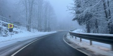Vezi care este starea drumurilor şi cum se circulă în judeţ