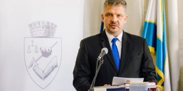 Primarul UDMR din Târgu Mureș, săltat de DNA