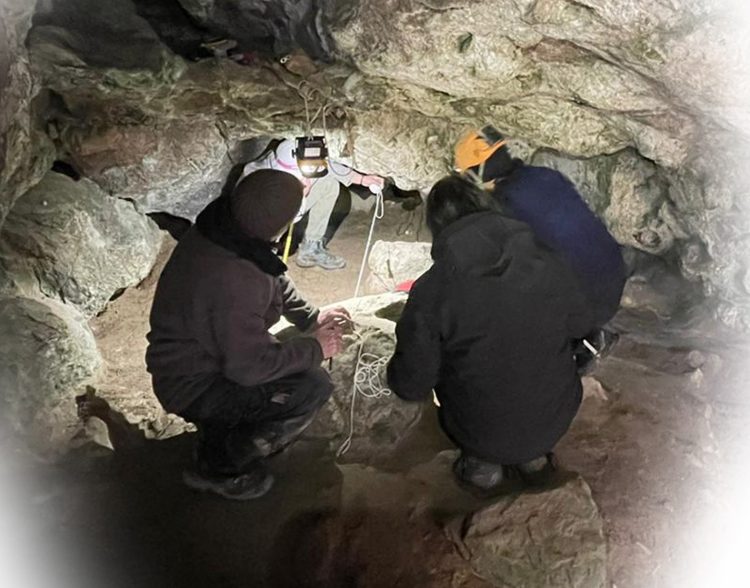 Vernisajul expoziției Sălnița „Custura Cetățelei” – locuirile preistorice și istorice din peșterile „Șura Dracului” și „Gaura din Cetățeaua” de la Vima Mică