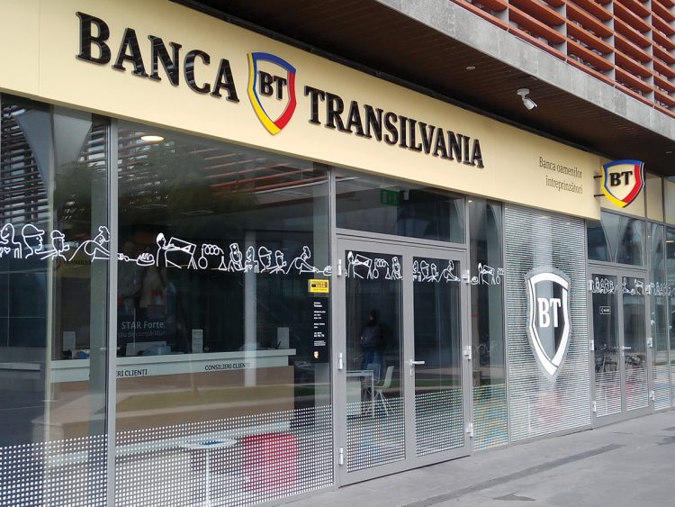 Când dispar BT24 și NeoBT? Banca Transilvania le va înlocui cu aplicațiile BT Pay și BT Go