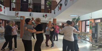 Au reînceput cursurile de dans şi mişcare pentru copii și vârstnici la Centrul Rivulus