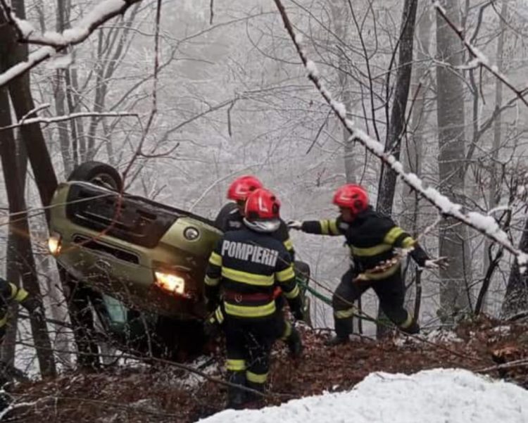 Accident grav în Firiza! Printre victime: o femeie si doi copii
