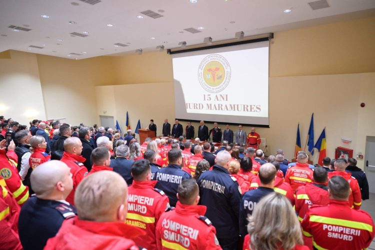 Moment festiv la ISU: 15 ani de SMURD în Maramureș