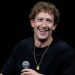 Mark Zuckerberg spune că „va reduce drastic cenzura” pe Facebook și Instagram