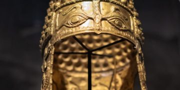 Poliţia olandeză este pe urmele celor trei jefuitori ai tezaurului dacic din Muzeul Drents