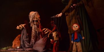 Copiii sunt invitați la Teatrul de Păpuși la spectacolul Hänsel și Gretel