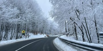 Gheață la mal pe râurile din nordul județului și sloiuri de gheață pe râurile Lăpuș, Suciu și Cavnic