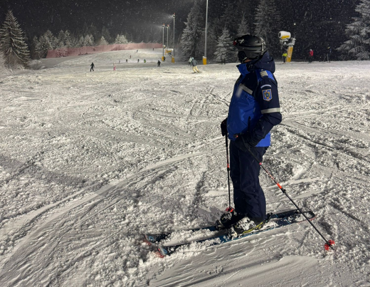 Recomandările jandarmilor montani pentru iubitorii sporturilor de iarnă