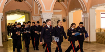 În atenția elevilor de gimnaziu din clasele a VIII-a. Se recrutează candidați pentru admiterea în colegiile naționale militare