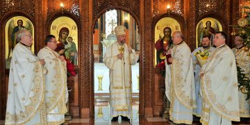 PS Vasile Bizău: Am venit în Biserica „Sfinții Arhangheli Mihail și Gavril” ca pelerin al speranței