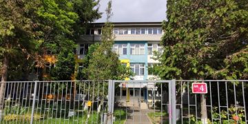 Doi elevi de la Colegiul de Arte Baia Mare au obținut premii remarcabile la Concursul Național de Interpretare Vocală „Magia Cântecului”